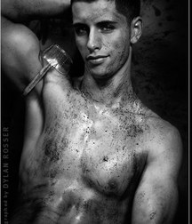 Vince and Vincent Muscle Studs Set 58f01a32beb24.jpg