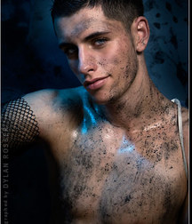 Vince and Vincent Muscle Studs Set 58f01a3870f4e.jpg