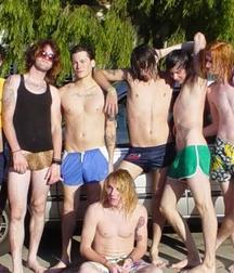 Long Haiy Boys 31 58f02662953d2.jpg