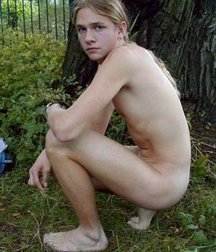 Long Haiy Boys 32 58f7df0353380.jpg