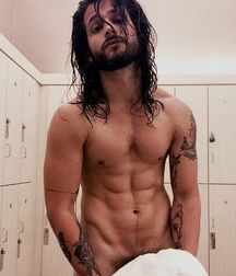 Long Haiy Boys 32 58f7df1d6b352.jpg