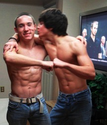 Bromance 08 59122019aa5d2.jpg