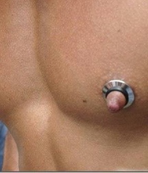 Pierced Nipples 13 593f33f33e937.jpg