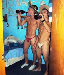 Bromance 09 594963124848e.jpg