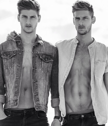 Twin Brothers 04 599c9c7c166e7.png