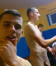 Bromance 11 59aba67fd2847.jpg