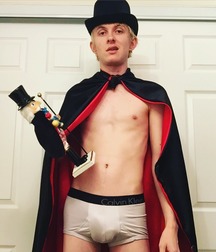 Geek Boys 30 5a8ca52d69a6d.jpg