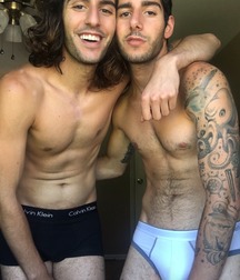 Twin Brothers 07 5a8f5b4a84e5b.jpg