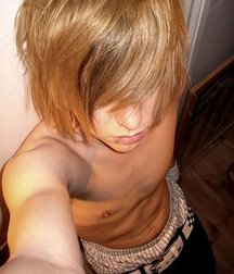 Long Hair Boys 43 5a95d5ff8fe72.jpg