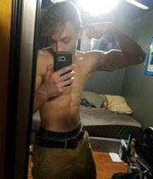 Skinny Boys 04 5abaa4000e45b.jpg