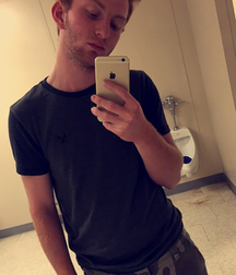 Selfie Time 25 5abaa5cf8ded6.png