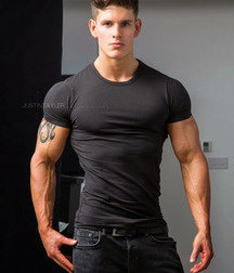 Tattoos 26 5ac9df93e2382.jpg