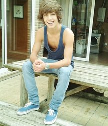 Skinny Boys 06 5ac9ecca40e83.jpg