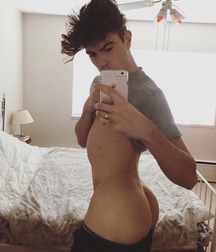 Selfie Time 29 5ac9eecc2fa6e.jpg