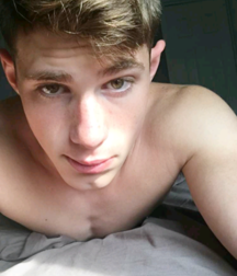 Selfie Time 29 5ac9eef670351.png