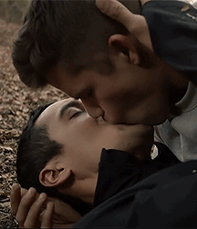 Male Sensuality 04 5ad430875fd98.gif