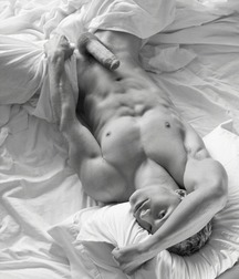 Male Sensuality 04 5ad4309f7fb8a.jpg
