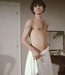 Showme Yours GIFs 01 5b75cd91f06f7.gif