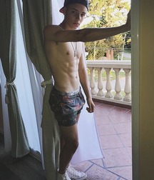 Undies 46 5b7645b5a52e2.jpg