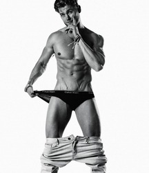 Undies 46 5b7645e0c1622.jpg