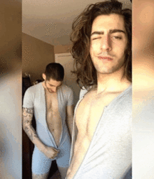 Twin Brothers GIFs 01 5b7665455c6c0.gif