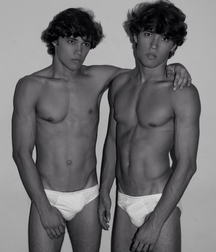 Twin Brothers 09 5b9063c334e94.jpg