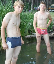 Geek Boys 37 5b935519366ba.jpg
