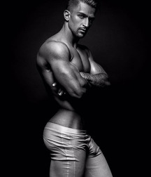 Male Sensuality 06 5b9c35dd79304.jpg