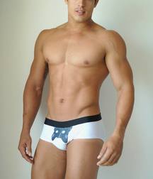 Undies 48 5b9c3743aefc6.jpg
