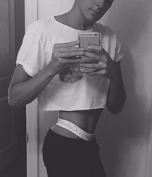 Skinny Boys 09 5b9ca257d16ee.jpg