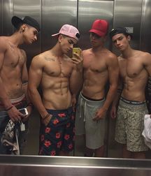 Bromance 08 5b9cae4542aae.jpg
