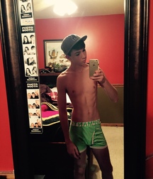 Undies 49 5b9d97de05e33.jpg