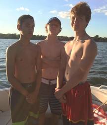 Bromance 09 5b9d9d85546ce.jpg
