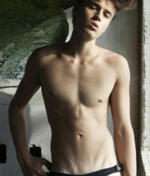 Undies 50 5ba061b04f4f0.jpg