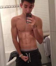 Skinny Boys 10 5ba066128b49f.jpg