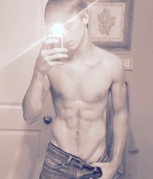 Skinny Boys 10 5ba0664da1bed.jpg