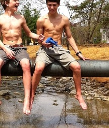 Bromance 10 5ba35695c5864.jpg