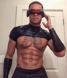 Geek Boys 41 5bcadbd26382b.jpg