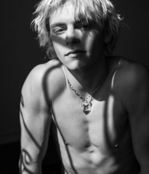 Long Hair Boys 53 5bcbca6741d60.jpg