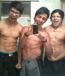 Bromance 12 5bcbce4f8673b.jpg
