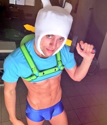 Geek Boys 43 5bcd1e8b612ca.jpg