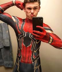 Geek Boys 43 5bcd1eef676f2.jpg