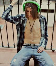 Long Hair Boys 54