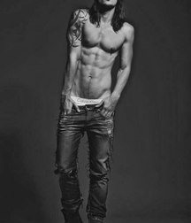 Long Hair Boys 54 5bd6682ff14f7.jpg