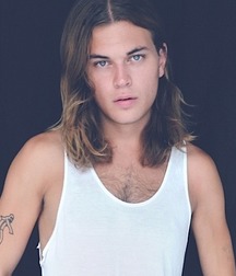 Long Hair Boys 54 5bd66832b82d8.jpg