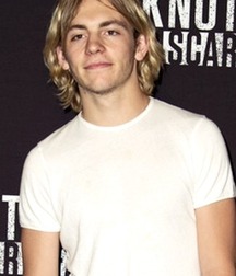 Long Hair Boys 54 5bd6683a6983b.jpg