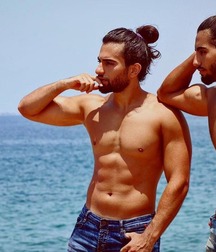 Long Hair Boys 54 5bd6687e6ec81.jpg