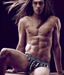Long Hair Boys 54 5bd668d1a7961.jpg