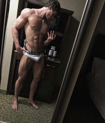 Undies 57 5bdf8852b8334.jpg