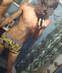 Undies 57 5bdf88b6db33c.jpg
